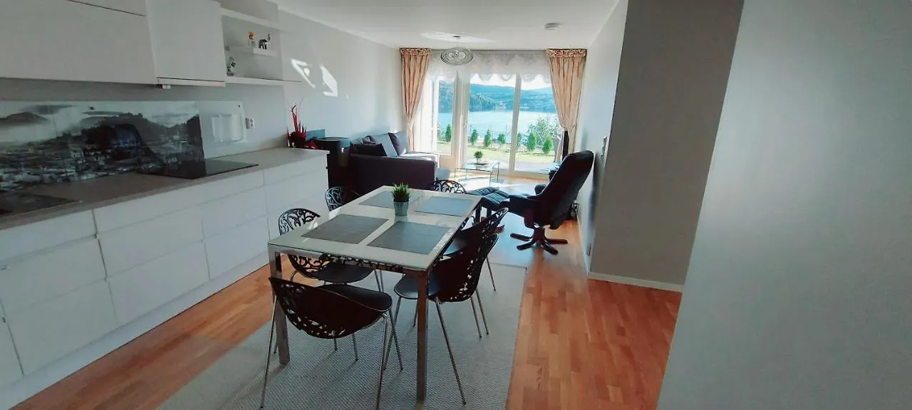 Bjornestrand Fjordside View Bergen Apartment