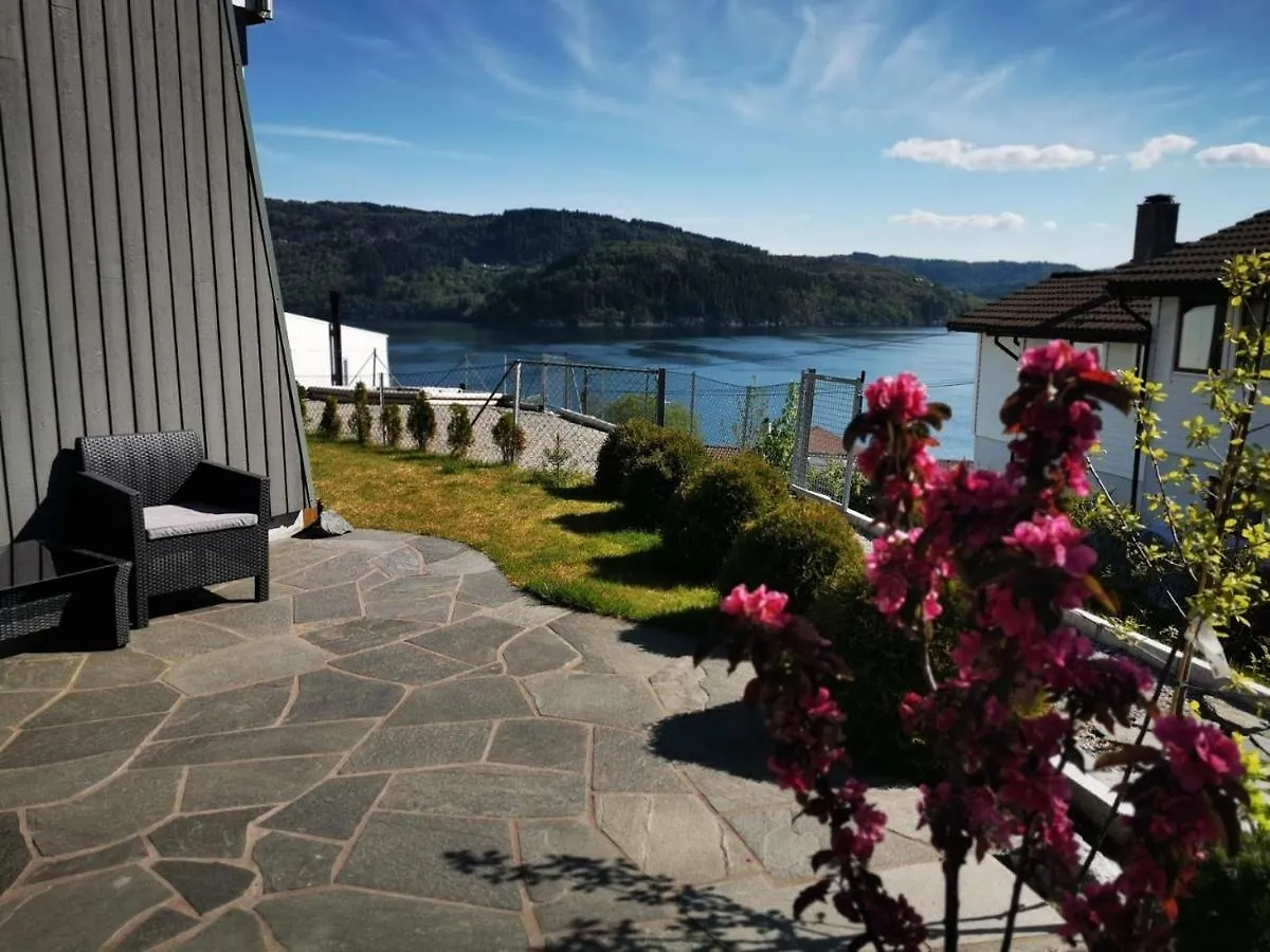 Bjornestrand Fjordside View Bergen Apartment