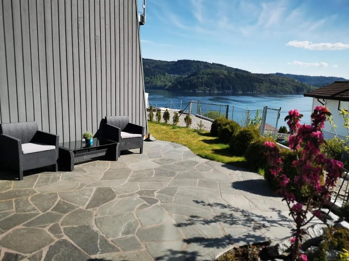 Bjornestrand Fjordside View Bergen Apartment