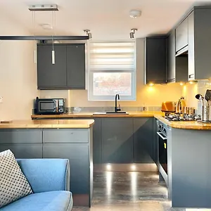 https://the-bungalow-1a-wenlock.yorkshirehotels.net