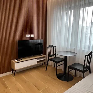 https://central-apartments-tirana.albaniahotels.org
